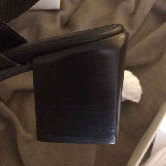 Urban outfitters black strappy heeled sandals - Picture 5 of 8